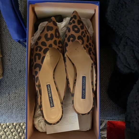 Stuart Weitzman Size 7 cheetah suede heels - Picture 1 of 7